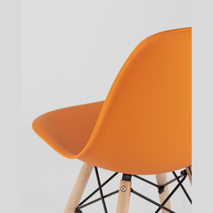 Стул Eames Style DSW оранжевый 