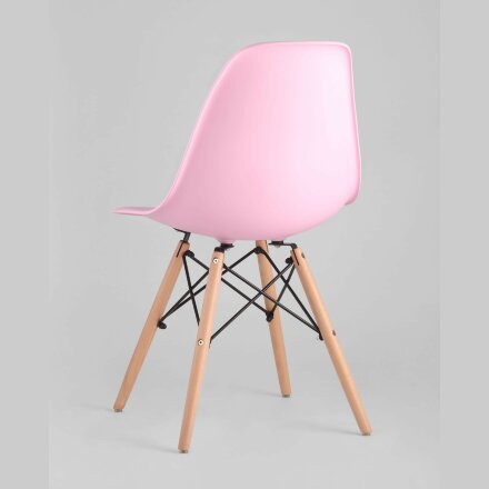 Стул Eames SIMPLE DSW розовый, литой полипропилен, стальной каркас, натуральный массив бука 